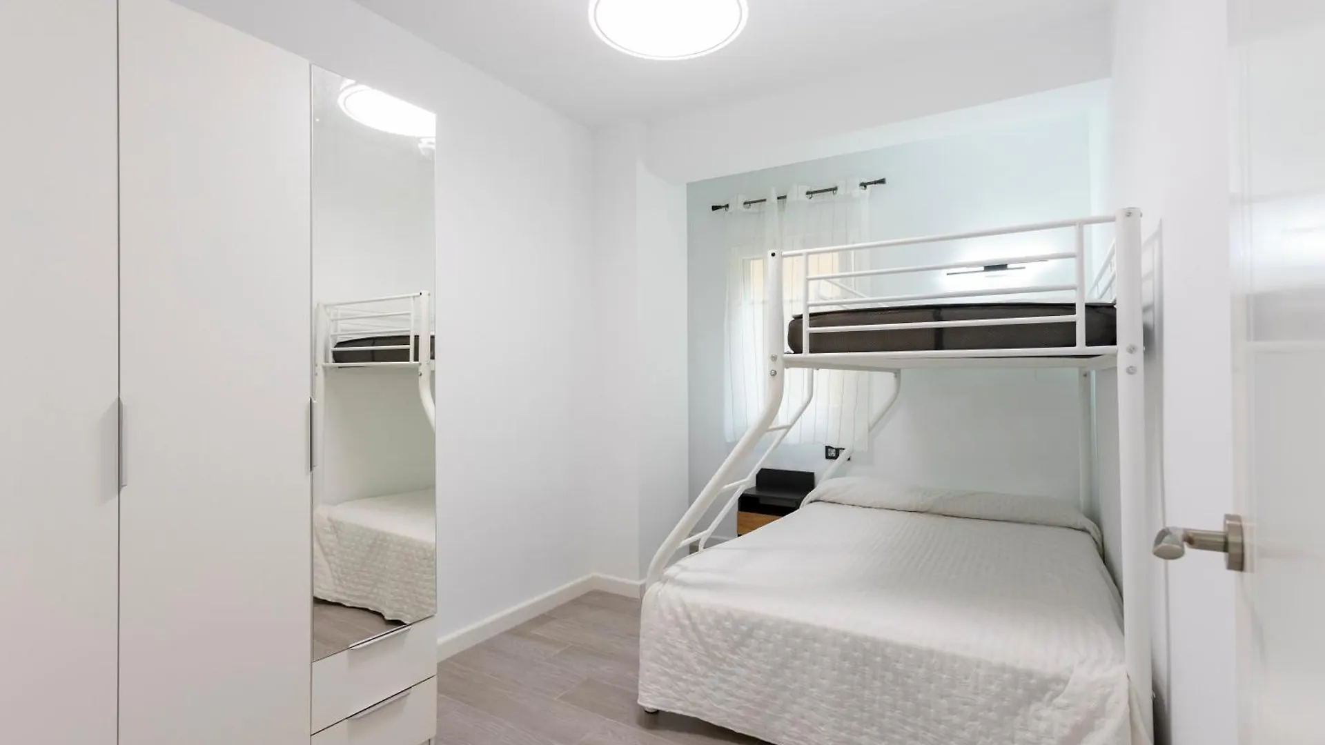 Global Nevada Apartment Almunecar